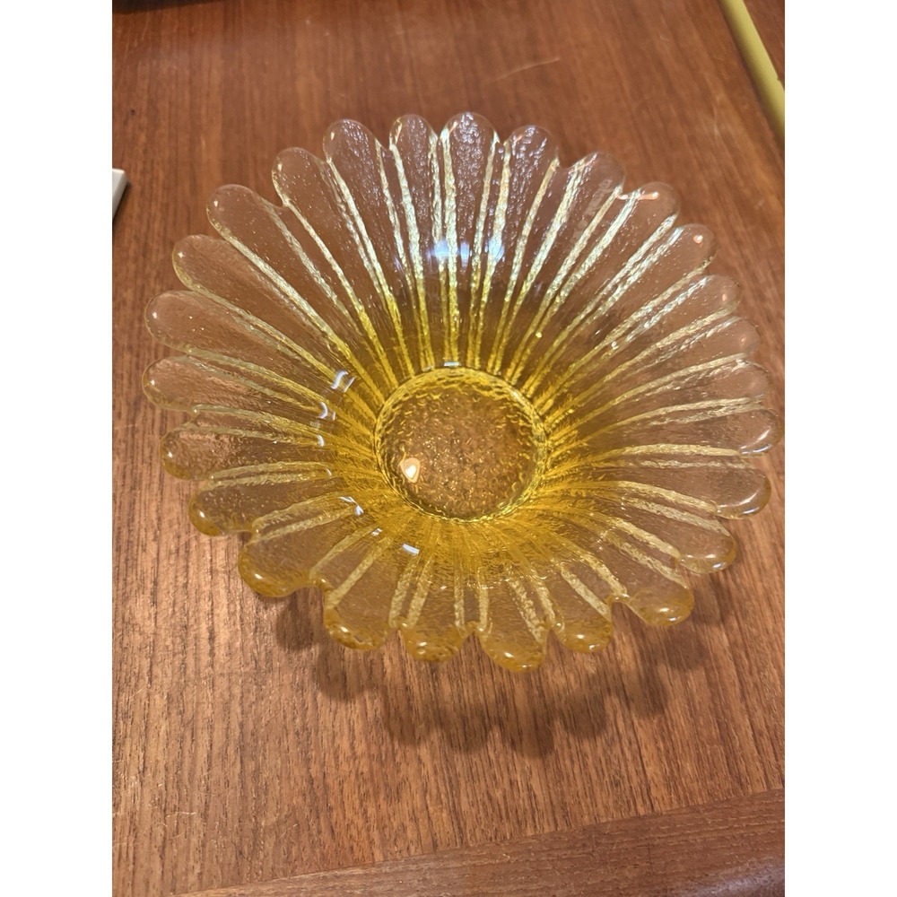 Blenko Art Glass Yellow Daisy Sunflower Bowl 847 S Artist Signed 7 inch
